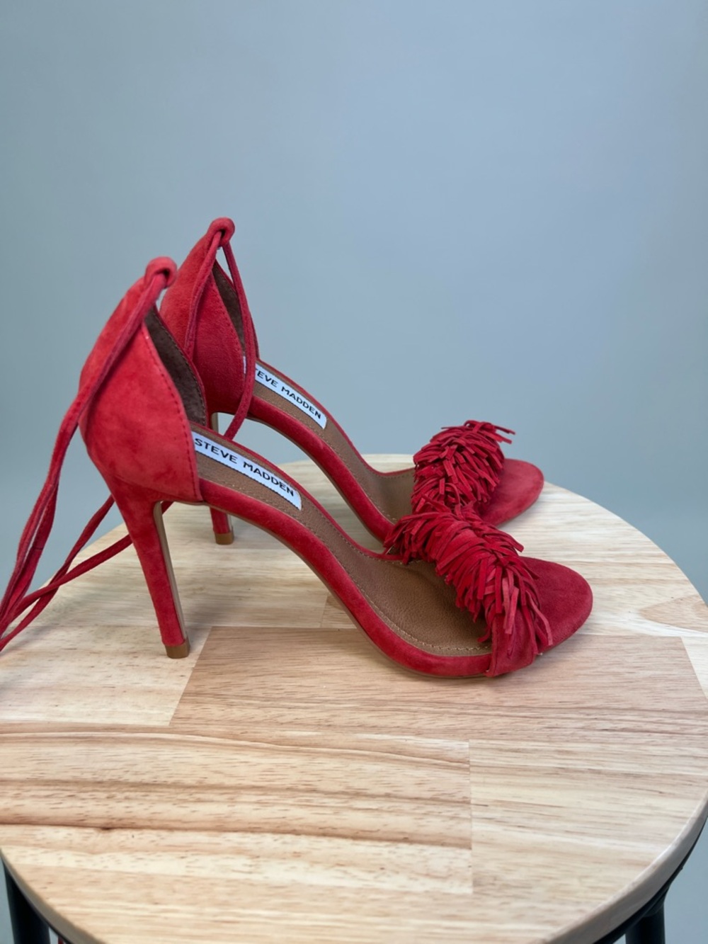 Steve Madden Red Suede Tassel Fringe Ankle-Tie Heels Sassey Size 5.5 - Picture 9 of 16
